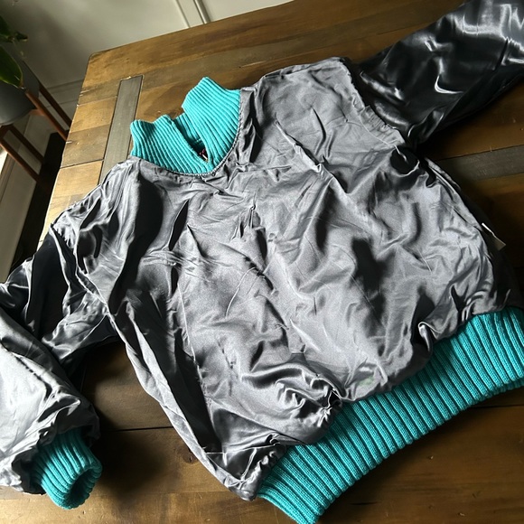 True vintage retro SOS Redline fully insulated half zip - Picture 9 of 10